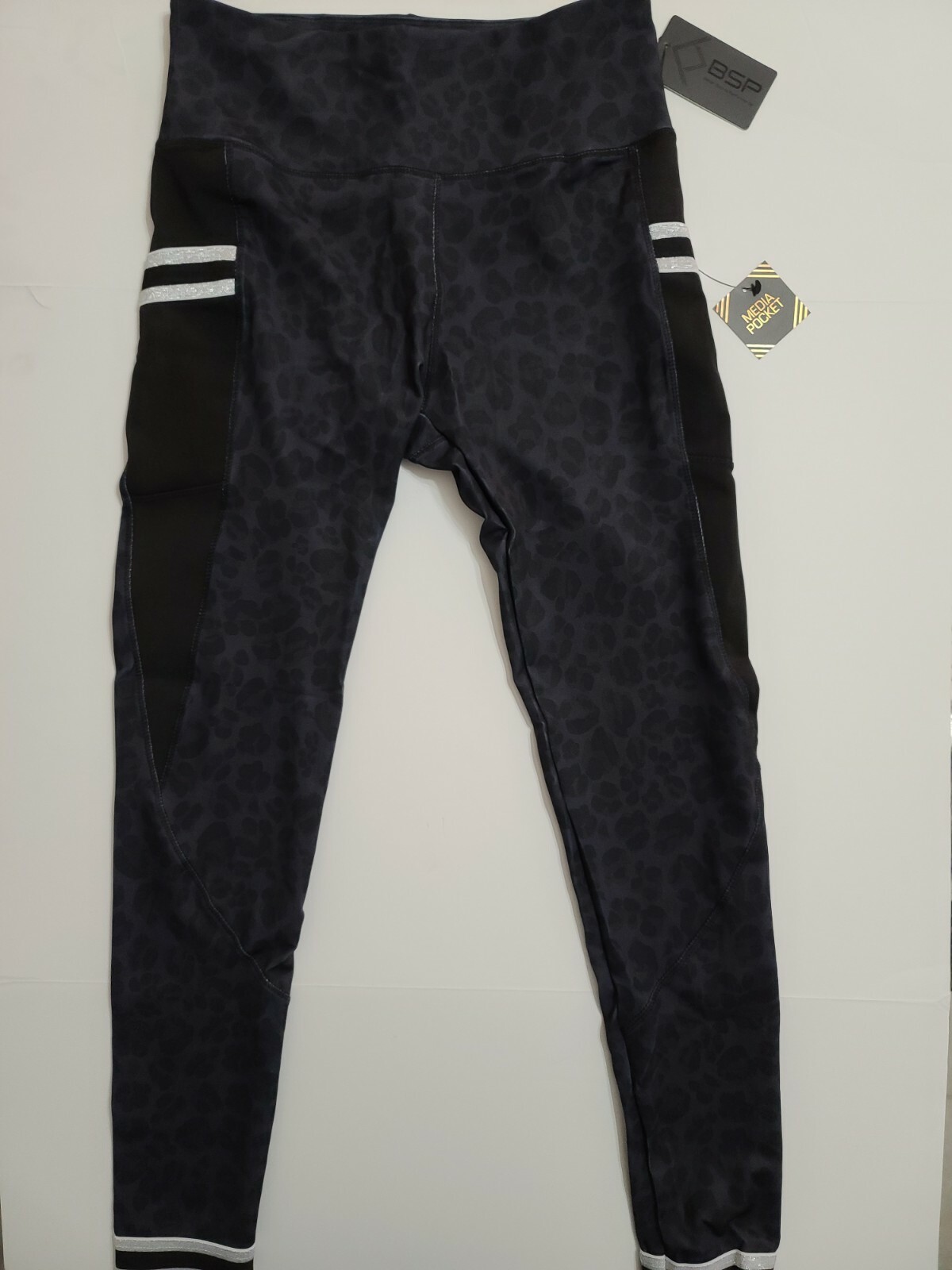 Picture 1 of 6