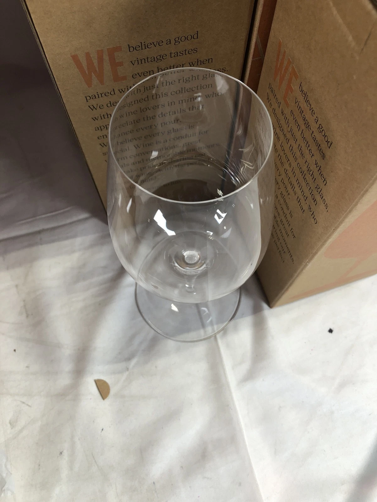 Wine Enthusiast Aria Universal Stem Wine Glass - Thumbnail 2
