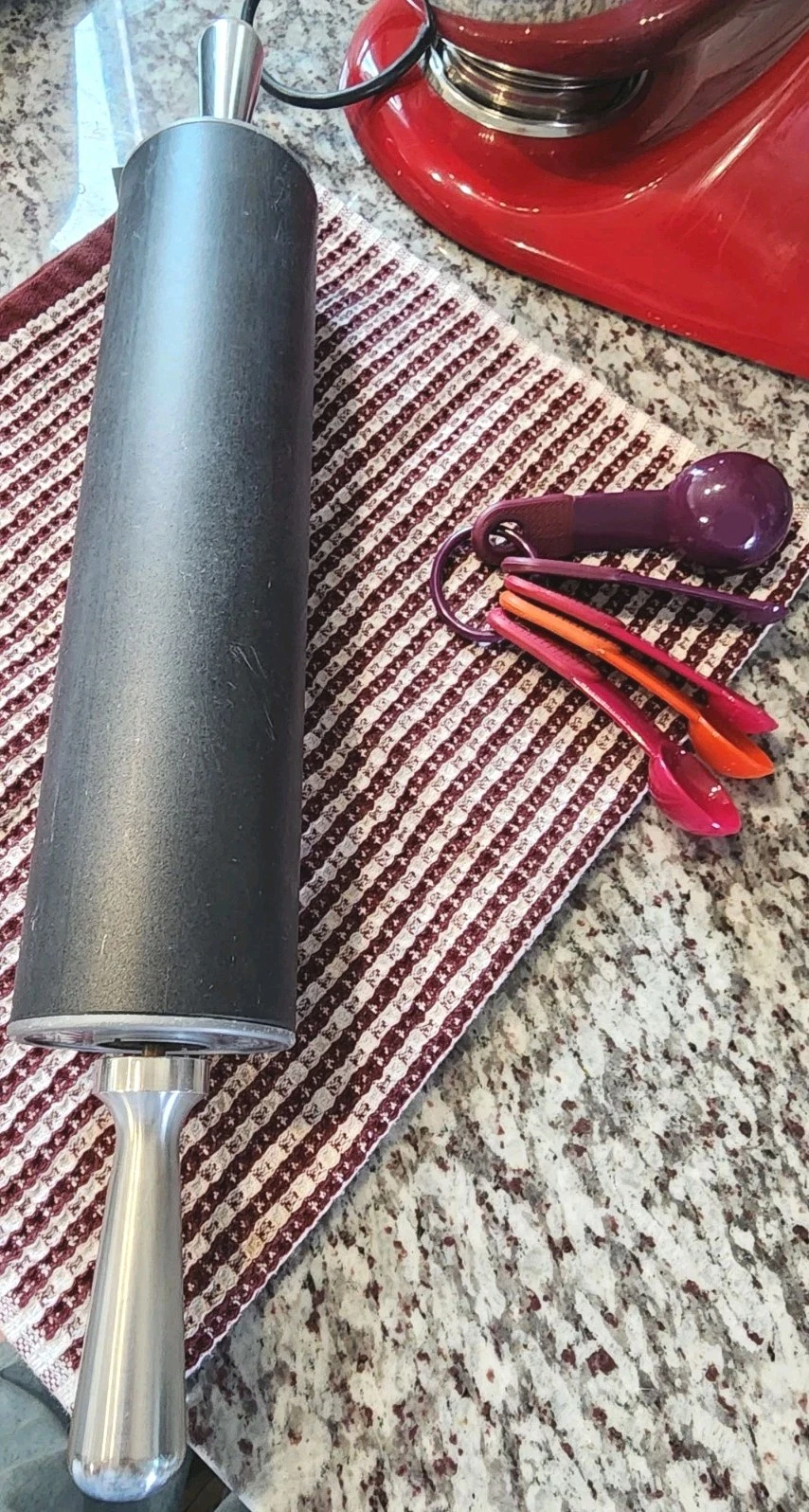 Nordic Ware Non-Stick Metal Baking Rolling Pin Heavy 20" x 3.5" Diameter
Opens in a new window or ta