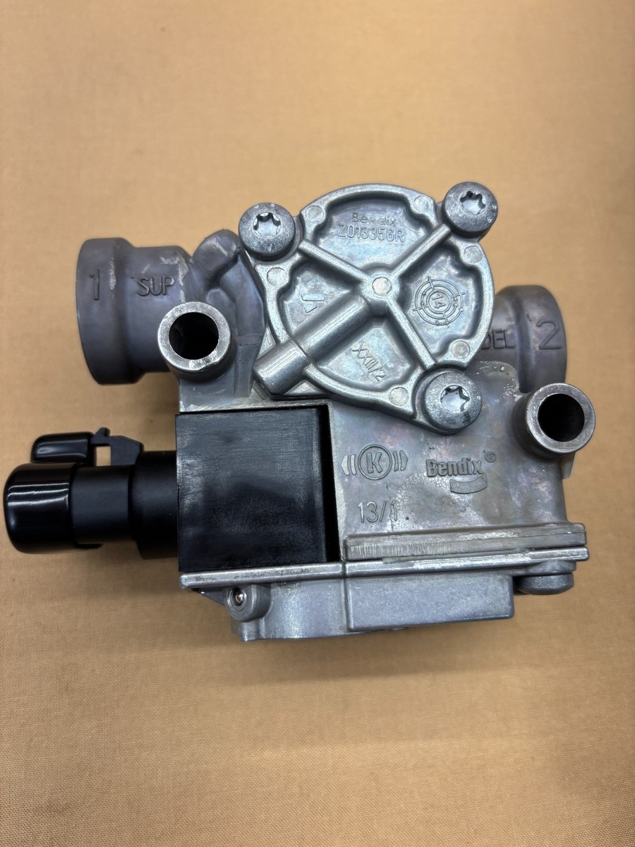 ヘレンド Genuine OEM Bendix BX801481 ABS Modulator Valve Air Brake System
