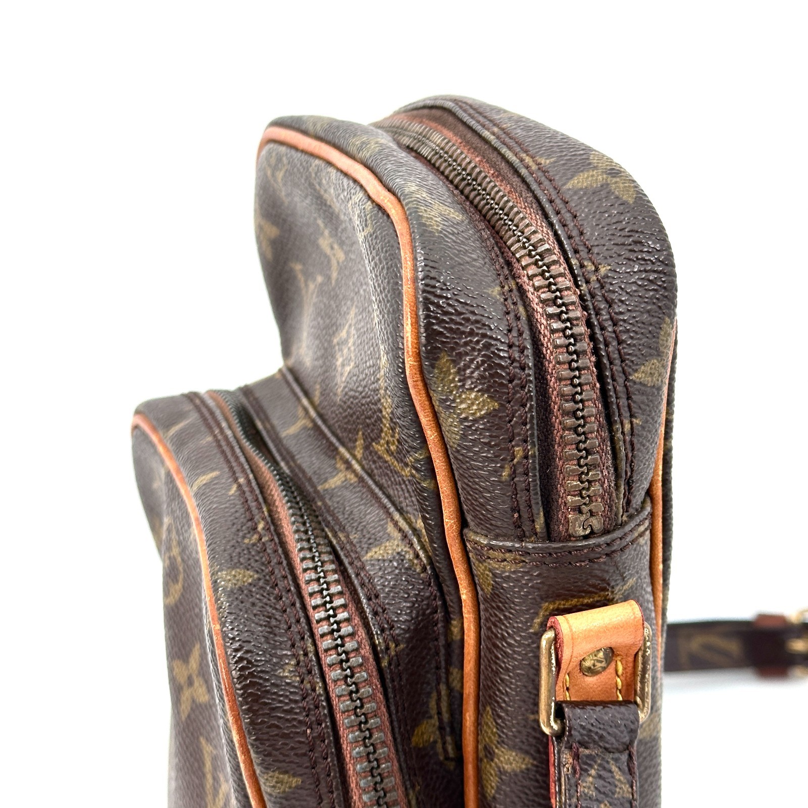 Louis Vuitton Amazone Shoulder Bag Monogram Canvas Brown Authentic thumbnail 11