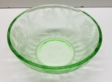Vintage Green Uranium Jeanette Poinsettia Pattern Depression Glass bowl- MINT