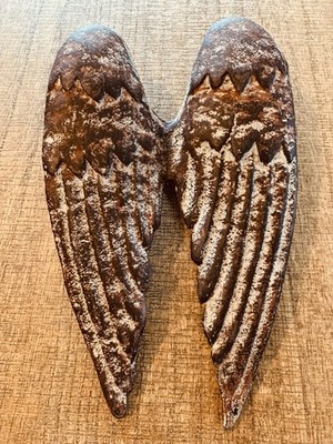 ANGEL WINGS WALL DECOR CAST IRON METAL DISTRESSED RETRO HANGING DECORATION 8 X5 