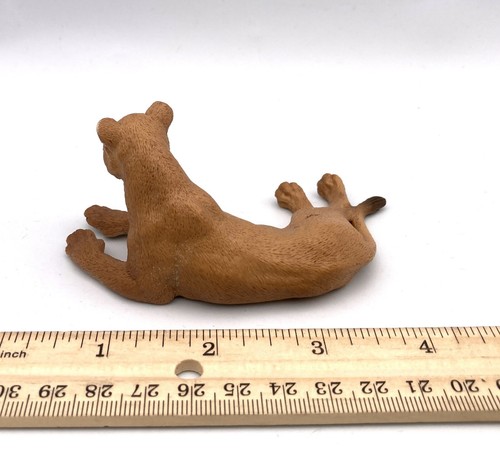 Schleich LYING LIONESS Female Lion African Animal Figure 2007 Retired 14375 - Picture 3 of 3