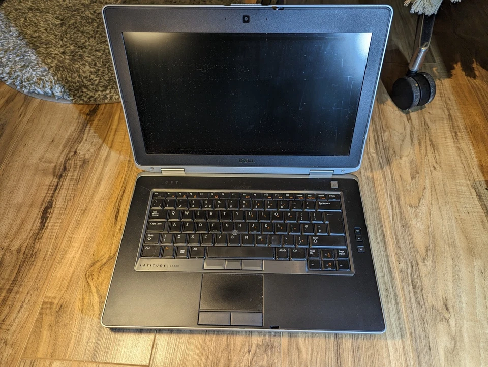 Job lot Dell Latitude 2x E6320 1x E6430 Core i5-3340M 3 laptops total - Image 2 of 4