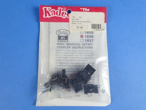 Acoplador de desplazamiento medio vintage Kadee #1836 (#1 escala) con caja de gran tamaño corta (1 par) | Zustand: New