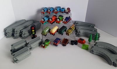 Thomas Tank Train Friends 17 plastic  track 2002 2003 2004 Guillane Learning lot