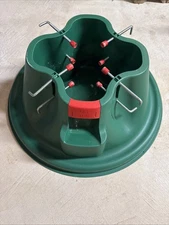 Pre-Owned: Home Logic 24-in Plastic 8-ft Tree Stand