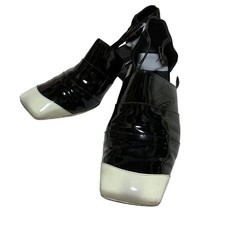 Chanel Bicolor Ankle Strap Pumps Enamel Black White Women's Size EU34.5/US4.5