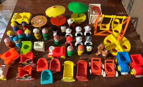 Vintage Lot Of 45 Fisher Price Little People Accessories Baby Items And People