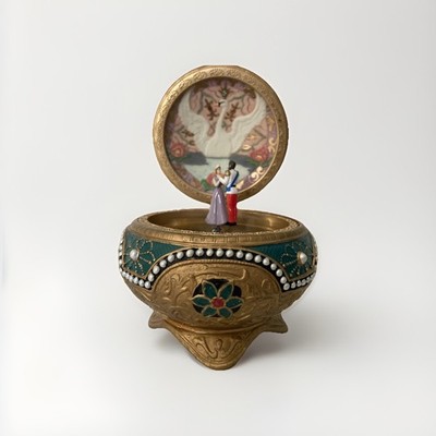 The San Francisco Music Box Co 1997 Anastasia Music Box Once Upon A December