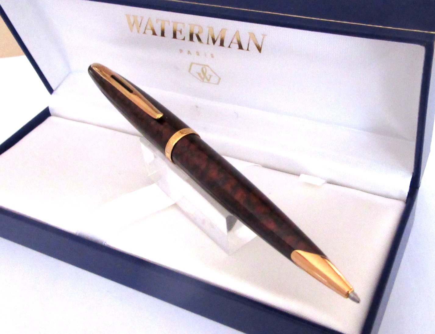 Stylo Waterman Carène ambre pour signer vos contrats importants au bureau