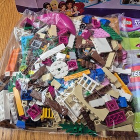 LEGO Friends 41008 Heartlake City Pool-100% Complete w/ Manual, Minifigures