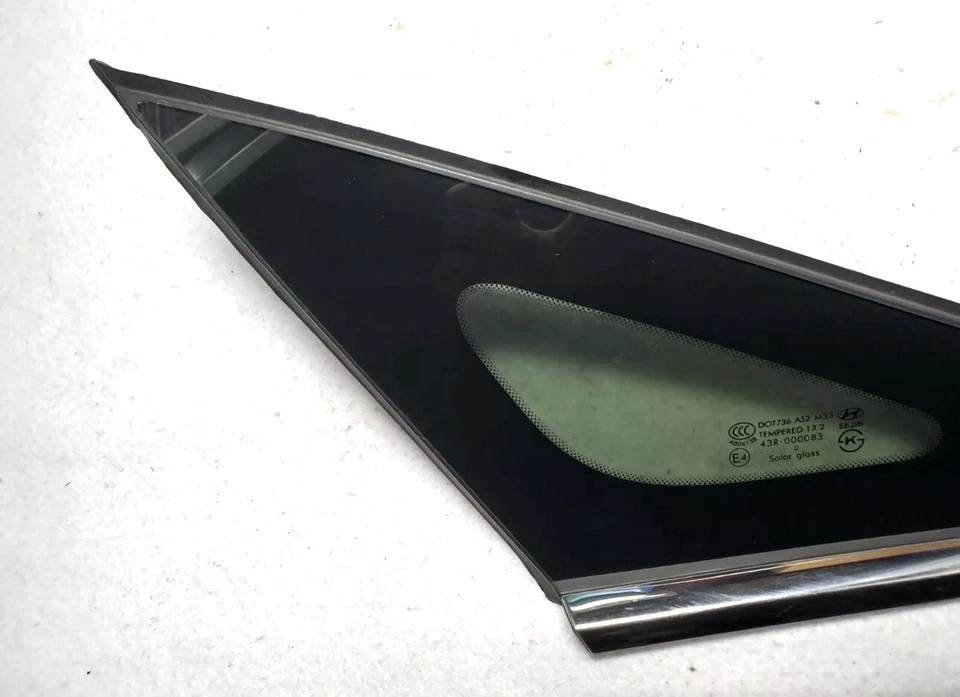 Hyundai Sonata Driver Left LH Quarter Glass w/ Chrome Strip 2011-2014 OEM - Image 3 of 4