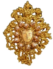 STUNNING Christian Lacroix Gold Tone & Pearl Noel Roses Face Brooch Pendant LQQK