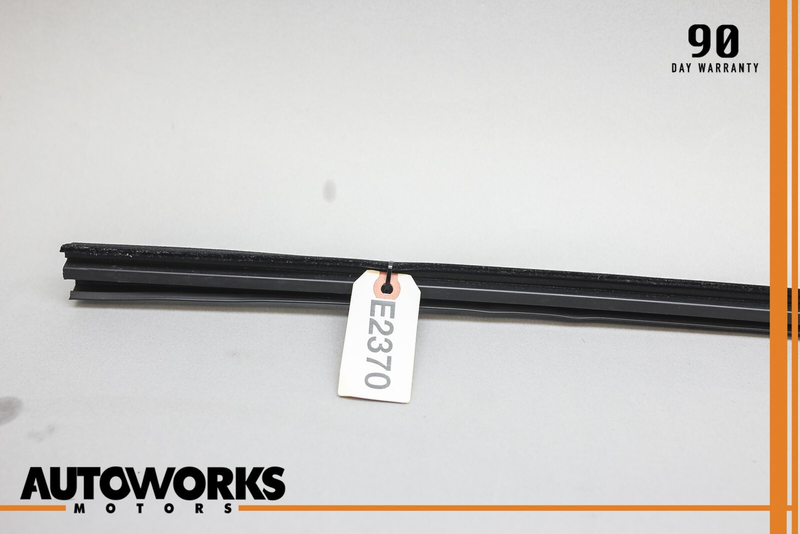 04-08 Maserati Quattroporte M139 Rear Right Side Door Window Molding Seal OEM