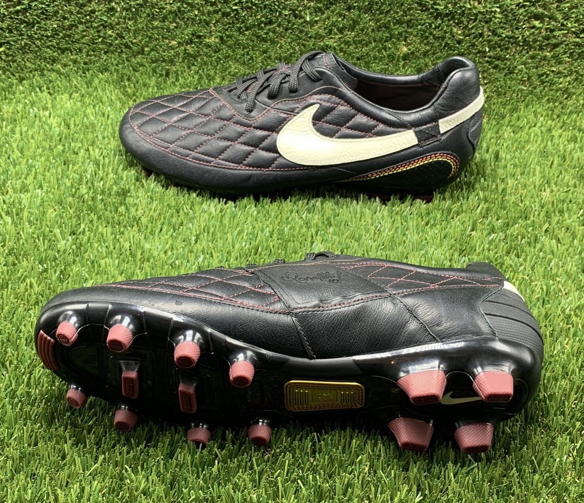 Nike Tiempo Ronaldinho Dois FREE GIFT (ref: Legend Elite Premier