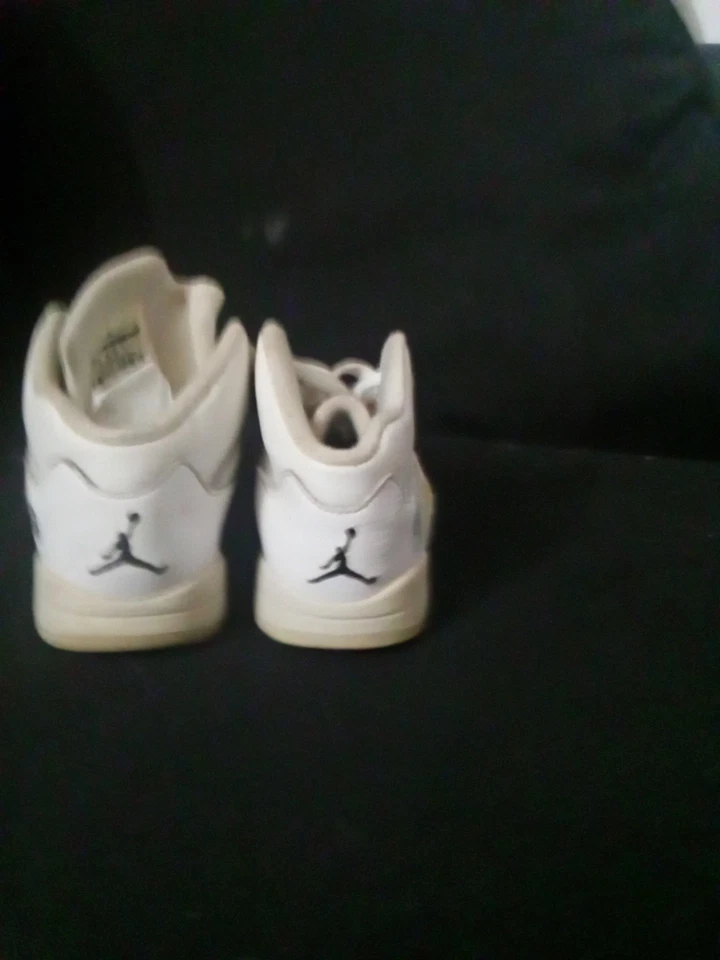 Air Jordan Retro 5 Talla 10 C Niño 440890110 Foto 4 de 4