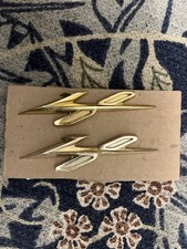 1956 American 1957 Canadian Pontiac Front Fender V8 Emblems