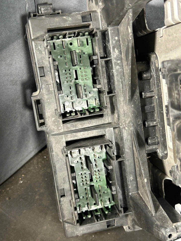 Fits 2007 Dodge Durango Chassis Brain Box OEM:04692103AG Foto 3 de 4