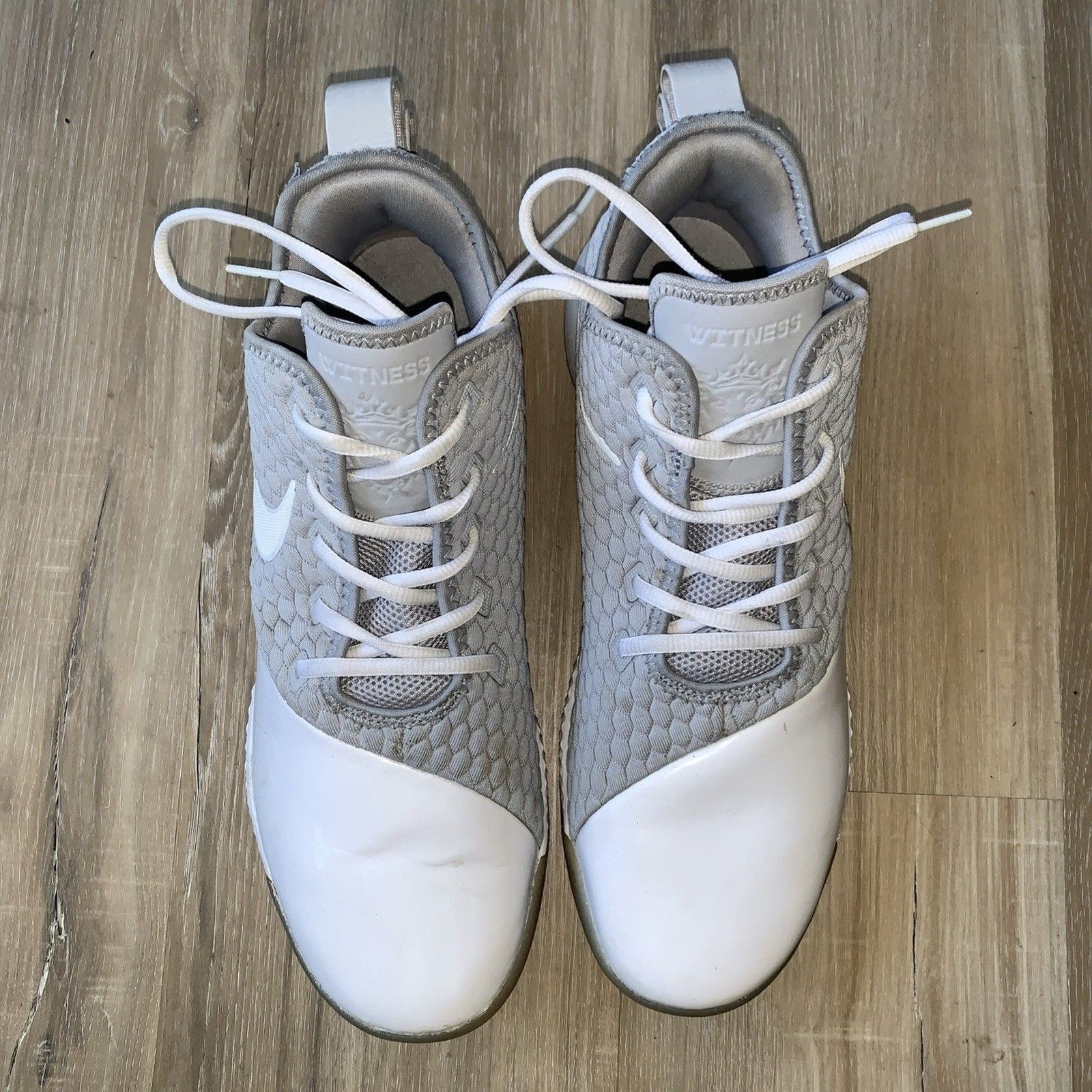 NIKE AIR LEBRON WITNESS III PREMIUM BASKETBALL TRAINER MEN SHOES WHITE Sz 13 EUC image 4