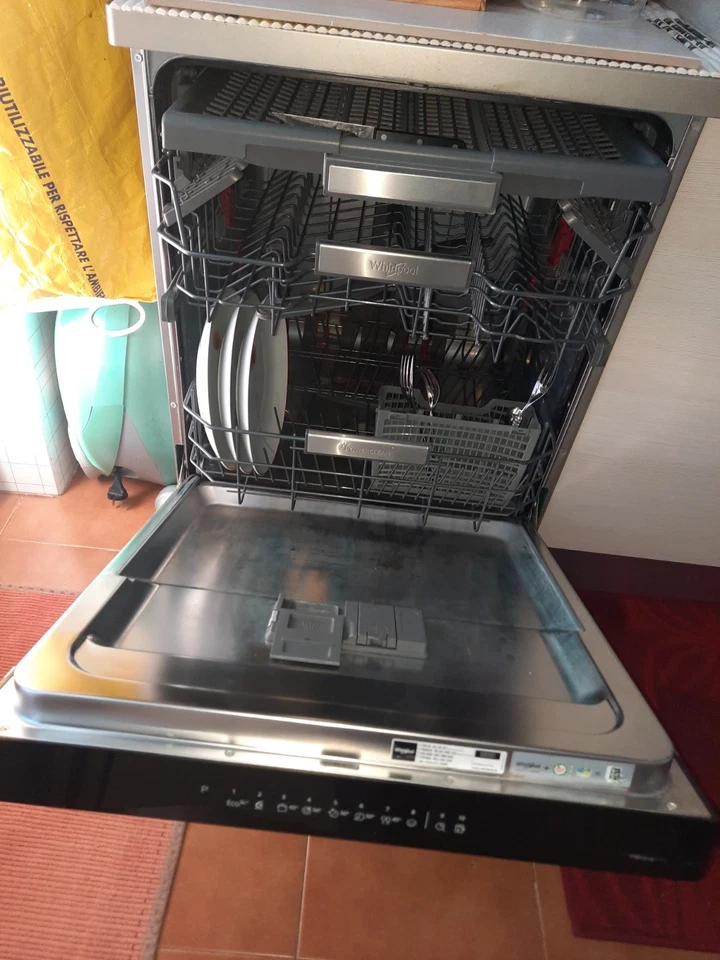 Whirlpool WFO3T123PFX Lavastoviglie 14 coperti Powerclean 6sense - Immagine 3 di 4