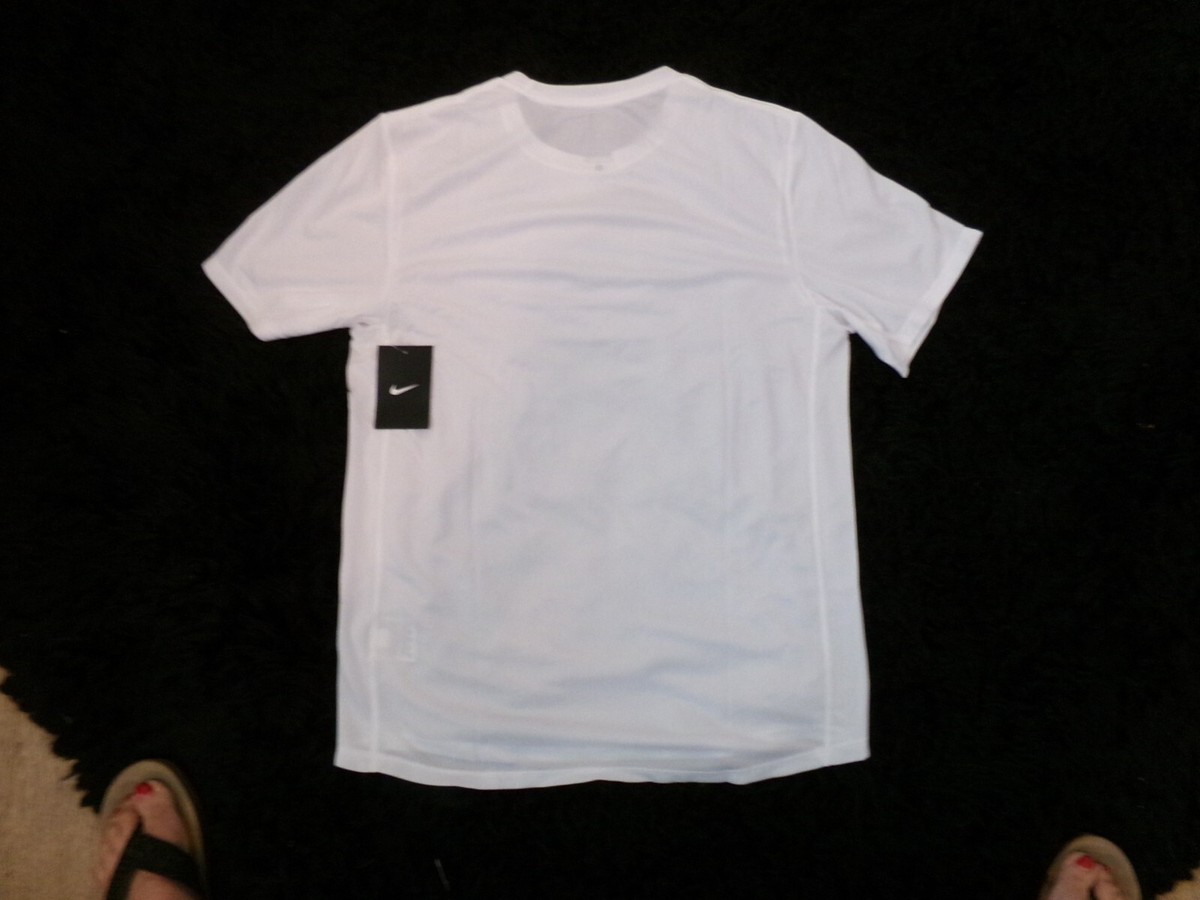 【SALE】WASH FOOTBALL FIT SHORT SLEEVE T-SHIRT NIKE DRI FIT TRAINING SHORT SLEEVE T-SHIRT (S) WHITE 573893