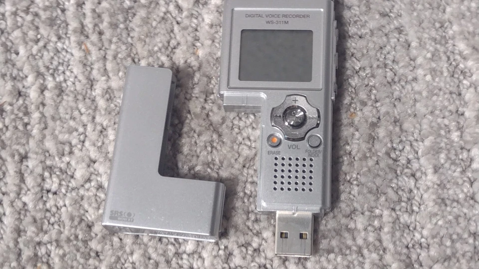 Grabadora de voz digital Olympus WS-311M PLATEADA ¡usada probada funcionando! Foto 4 de 4