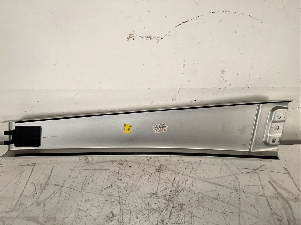 Porsche Cayenne 2008-2010 puerta izquierda ventana pilar central moldura OEM Foto 2 de 4