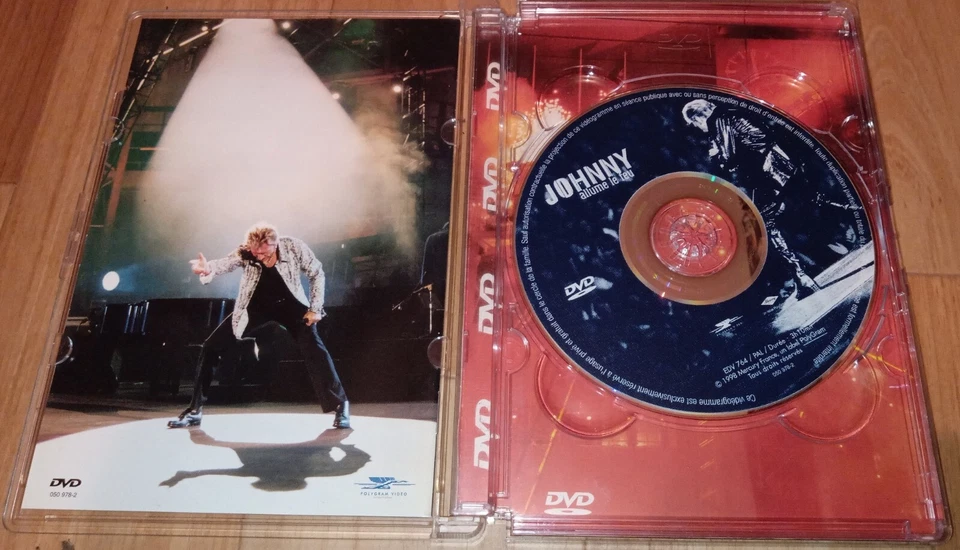 DERNIER EX... JOHNNY HALLYDAY DVD HORS COMMERCE ALLUME LE FEU AU STADE DE FRANCE - Photo 2/3