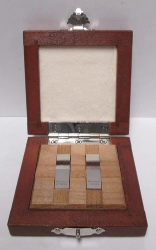 Mitutoyo 516-805 - 2 PC SET, Inch Rectangular Gage Block Set