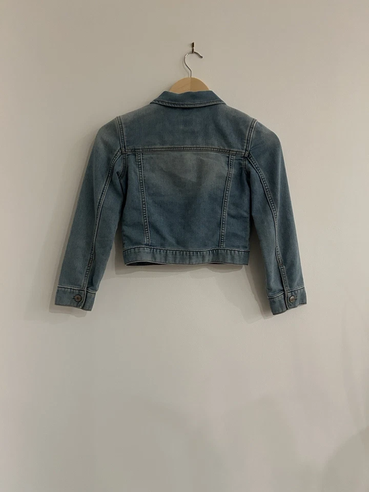 Chaqueta vaquera Gap para niños usada en fantástico estado - talla mediana 8 Foto 2 de 3