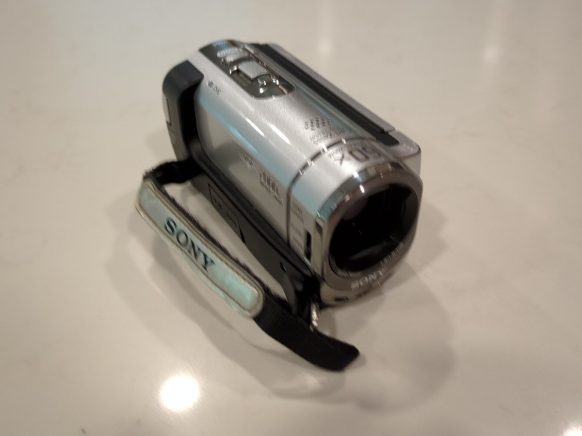 Sony Handycam DCR-SX44 4GB 60x Zoom Camcorder - Silver - minor LCD