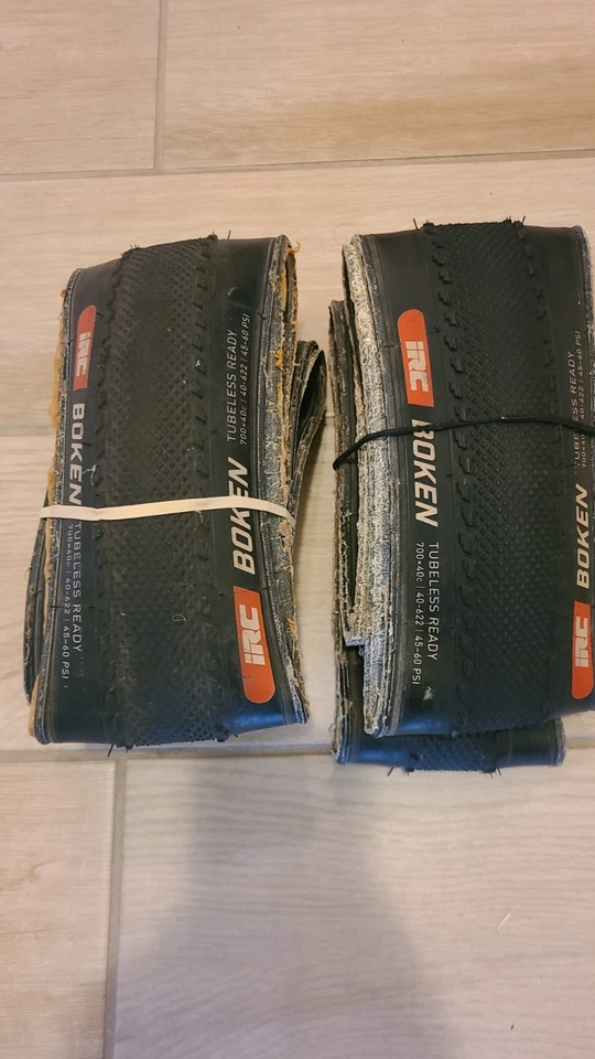 Paar 2 IRC Boken 40 Gravelbike Reifen 700 x 40 mm Tubeless Ready 40c Pathfinder