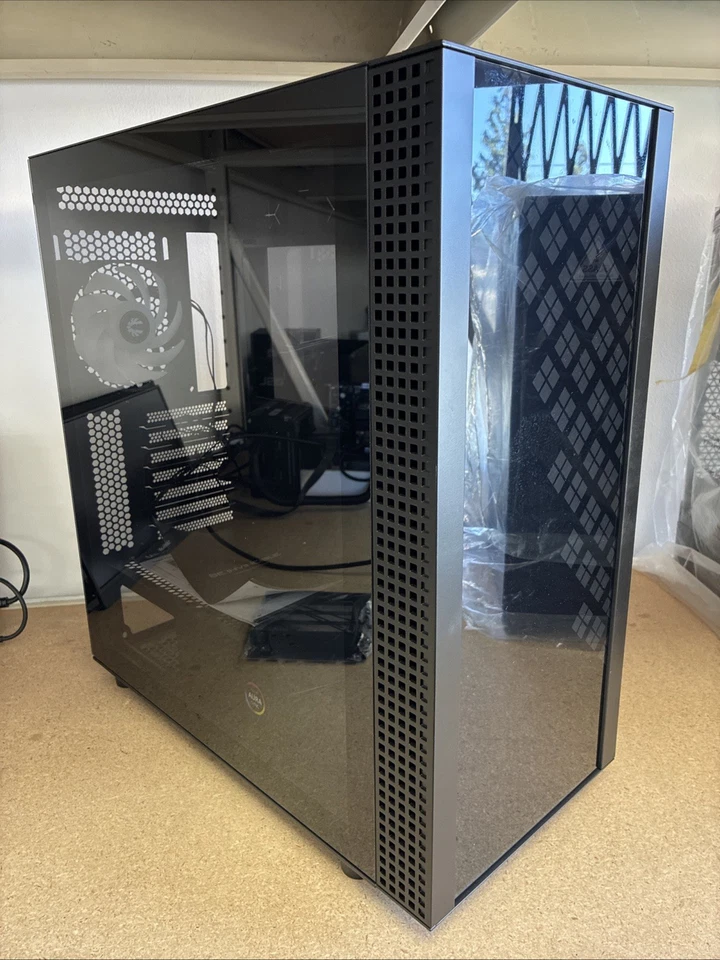 BitFenix Dawn TG Black BFC-DAW-500-KKGSK-RP - Image 4 of 4