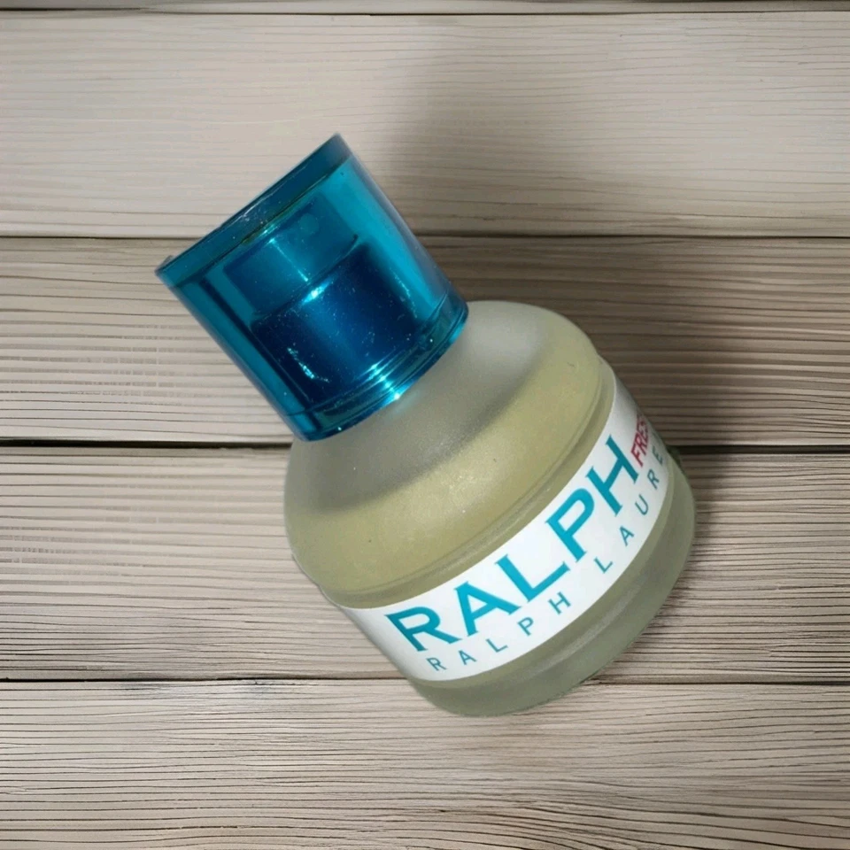 Ralph Lauren FRESCO Feminino 1.0 FL. OZ. Spray Eau de Toilette  - Imagem 2 de 2