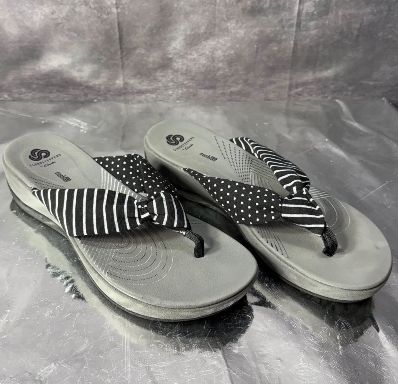 Clarks Cloudsteppers Arla Glison sandali donna 10 plateau infradito nero