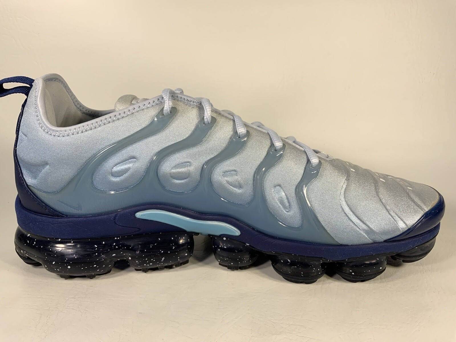 blizzard vapormax plus