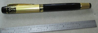 ''HERO 901'' Gold and Black - Fountain pen - Tip marked ''Genius Iridium''