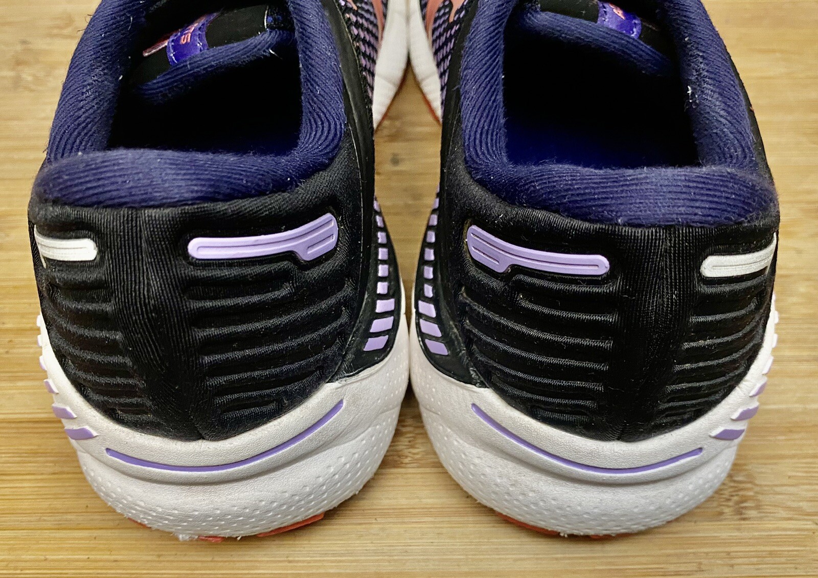 Brooks Adrenaline GTS 22 Women's Black/Purple/Coral, SIZE 10.5 eBay