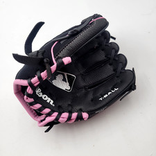 Wilson 9" T-BALL Youth Baseball Tee Ball Glove RHT WTA01RB15B59 Black / Pink