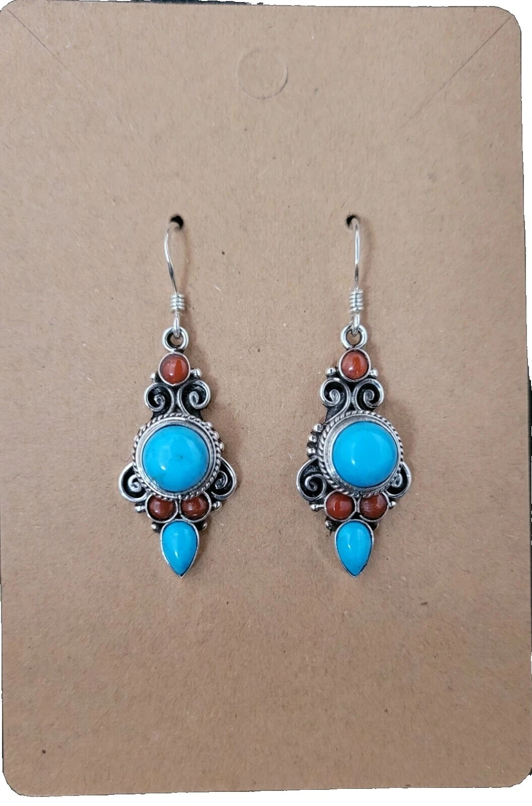 Piedra turquesa Pendientes hechos a mano