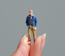 1:64 Painted Figure Model Miniature Resin Diorama Sand Denim Casual Man Boy Toy