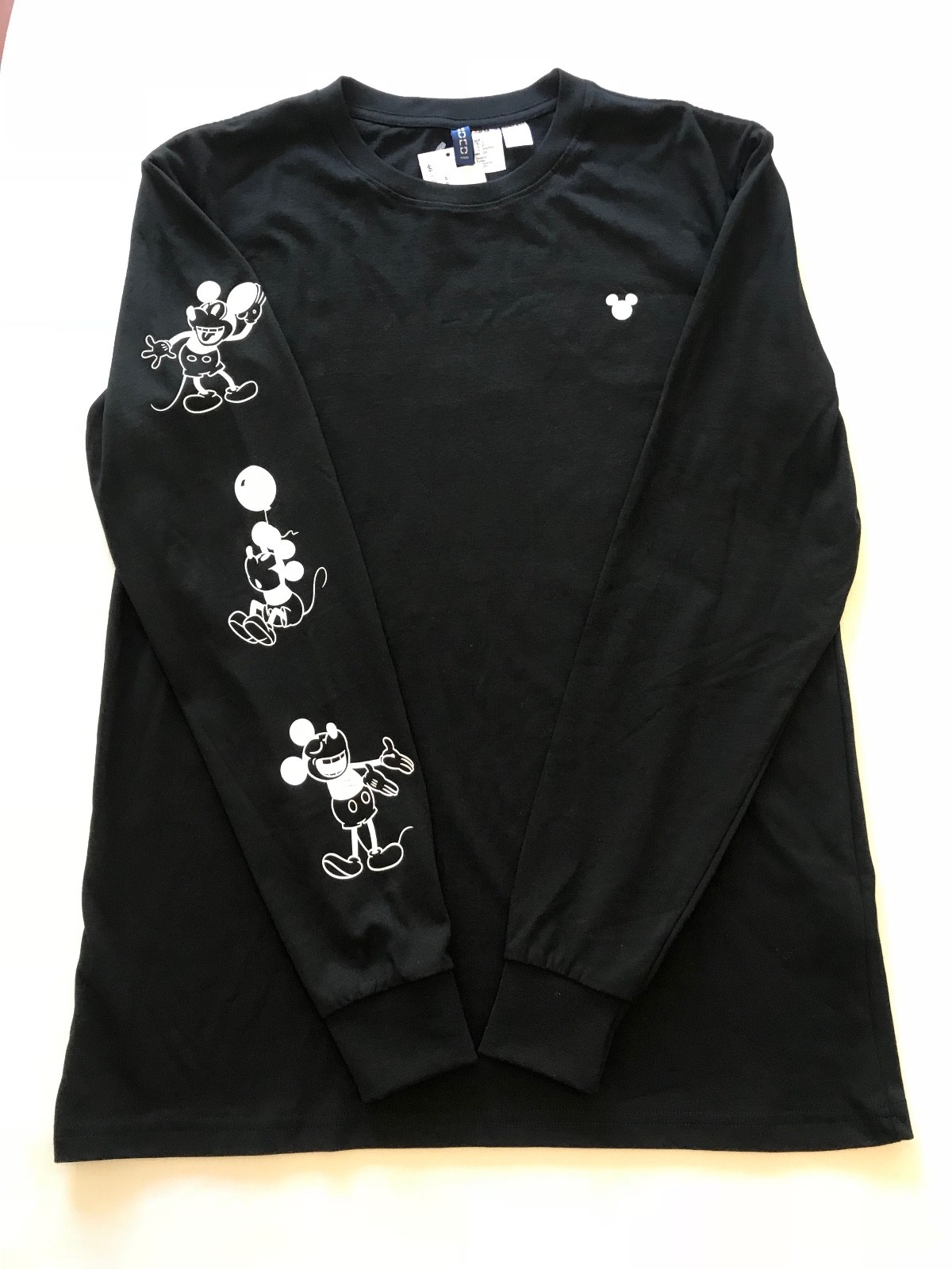 Authentic H&M DISNEY " 90 Years of MICKEY MOUSE " TShirts NEW XS,S, M