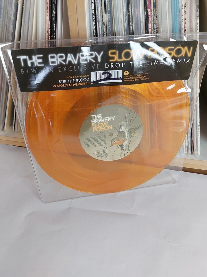 The Bravery - slow poison 10" / UK press / orange vinyl / Island records / 2009 - Bild 3 von 3