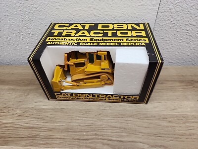 1/50 NZG Model 298: Cat D9N Track Type Tractor With Ripper