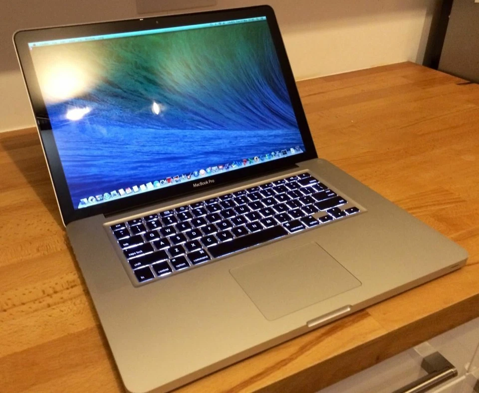 Apple MacBook Pro 15" - Core i7 2.3GHz (Mid 2012) 4GB 500GB HDD, GT 650M - VGC - Image 4 of 4