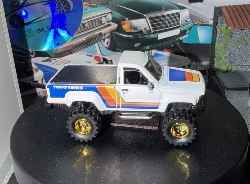 Hot Wheels Tubular Trucks 1987 Toyota Pickup Truck - CUSTOM WHEEL SWAP & COLOR