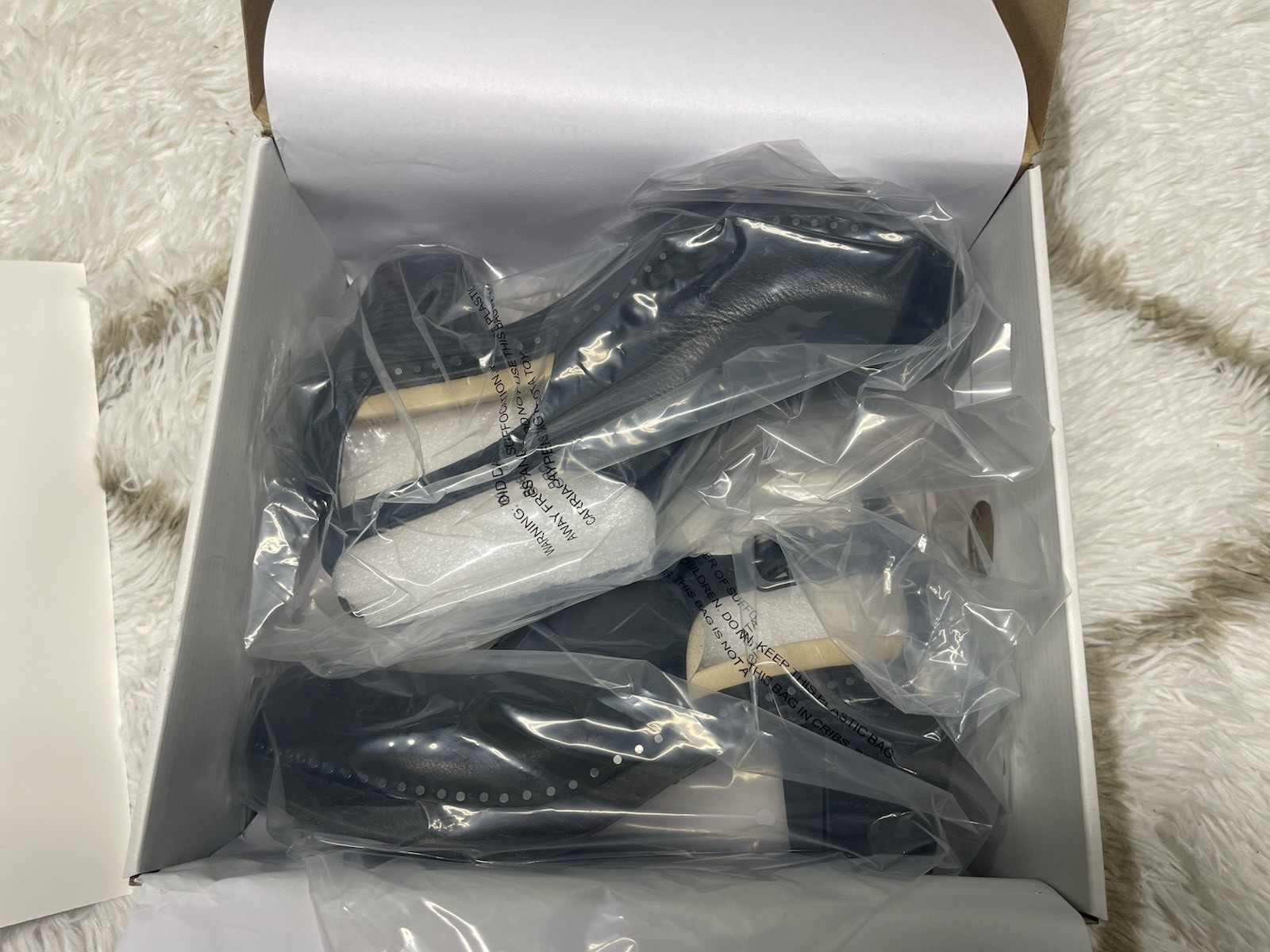 🧡*NIB* Dansko Sassy Leather Black Milled Burnished Clog Women's EU 38 US 7.5-8