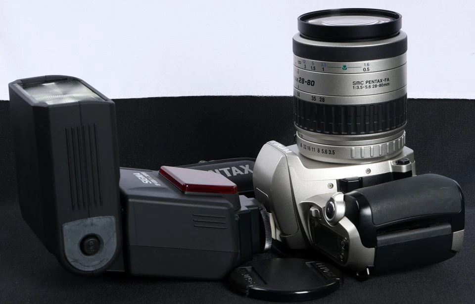 Pentax MZ L 35mm Film AF SLR c/w smc Pentax FA 28-80mm Lens & EF-530DG Super Kit - Image 2 of 4